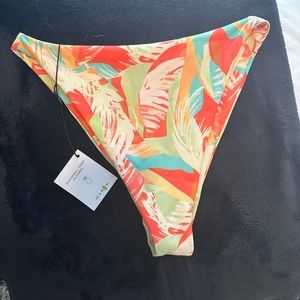 Skate NWT Kelly bottoms